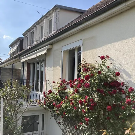 Maison 4 Aux Portes Du Circuit Nyaraló Le Mans
